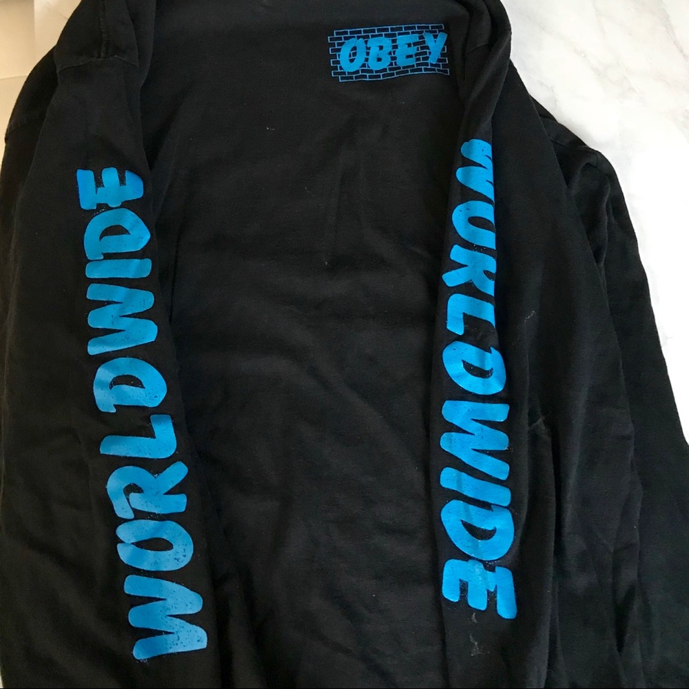 OBEY SWEATER